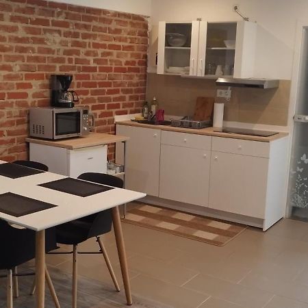 Schoenes Und Offenes Appartement Jüchen Екстериор снимка